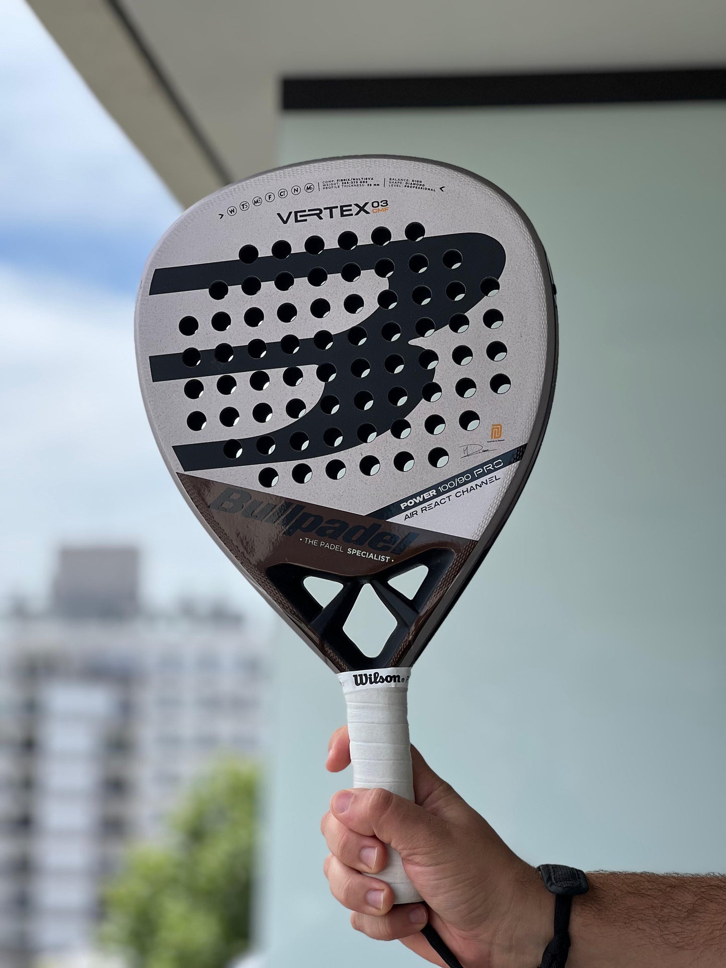 Paleta Bullpadel Vertex 03 Comfort Matin Di Nenno