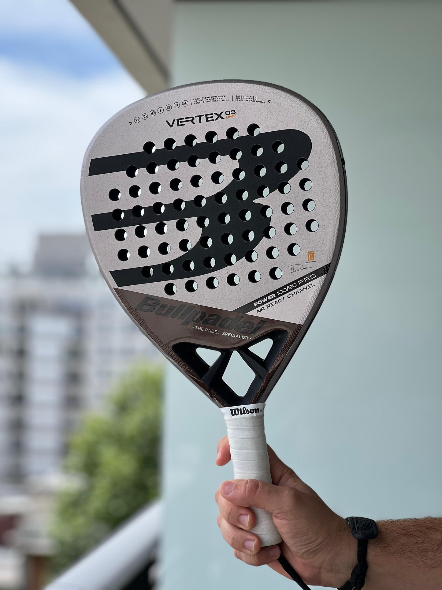 Paleta Bullpadel Vertex 03 Comfort Matin Di Nenno