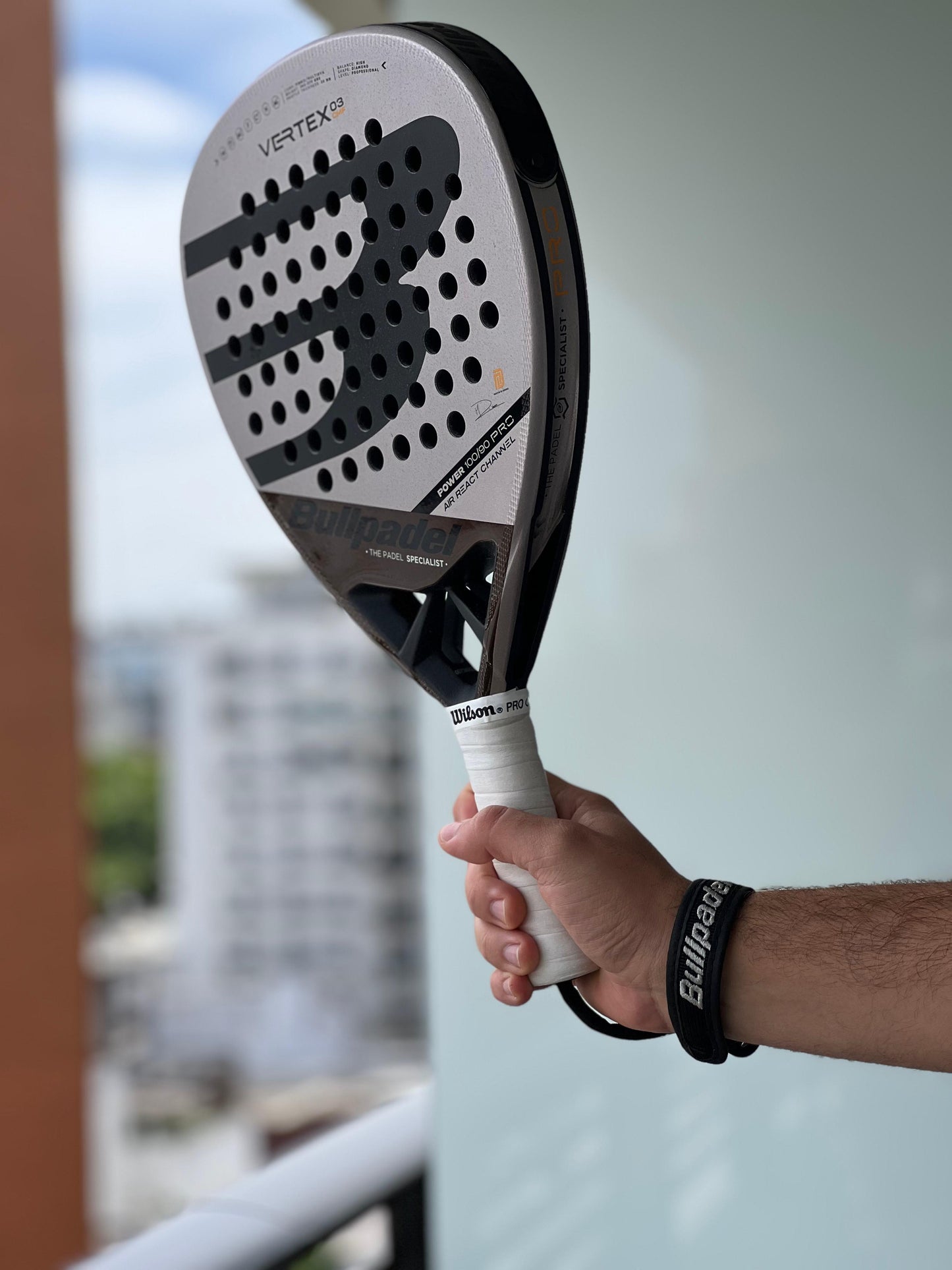 Paleta Bullpadel Vertex 03 Comfort Matin Di Nenno