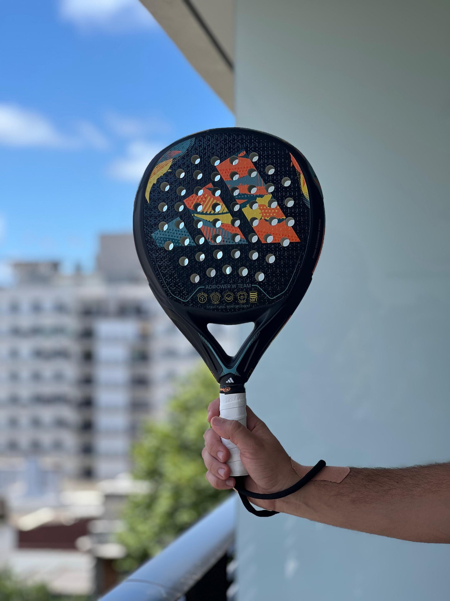 Paleta Adidas Adipower W Team + Funda